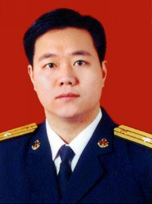 交易犹如走钢丝<strong></p>
<p>期货书籍</strong>！10年期市老兵的夺冠路不轻松
