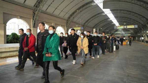 27人落网<strong></p>
<p>虚拟货币</strong>！利用虚拟货币洗钱团伙覆灭！