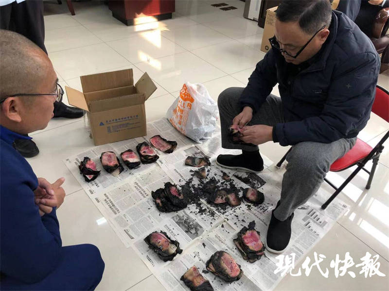 家中起火点燃10多万元现金<strong></p>
<p>虚拟币兑换现金</strong>，银行兑换出3.6万元