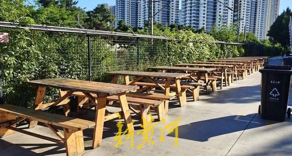 秦皇岛一网红夜市被指违规占用规划绿地却经营4年之久<strong></p>
<p>最新众筹虚拟币</strong>，当地回应：无审批手续 | 刚调查