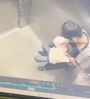 江西14岁男孩电梯内将7岁女孩捂嘴抱走？属实<strong></p>
<p>虚拟币杠杆</strong>！警方已介入