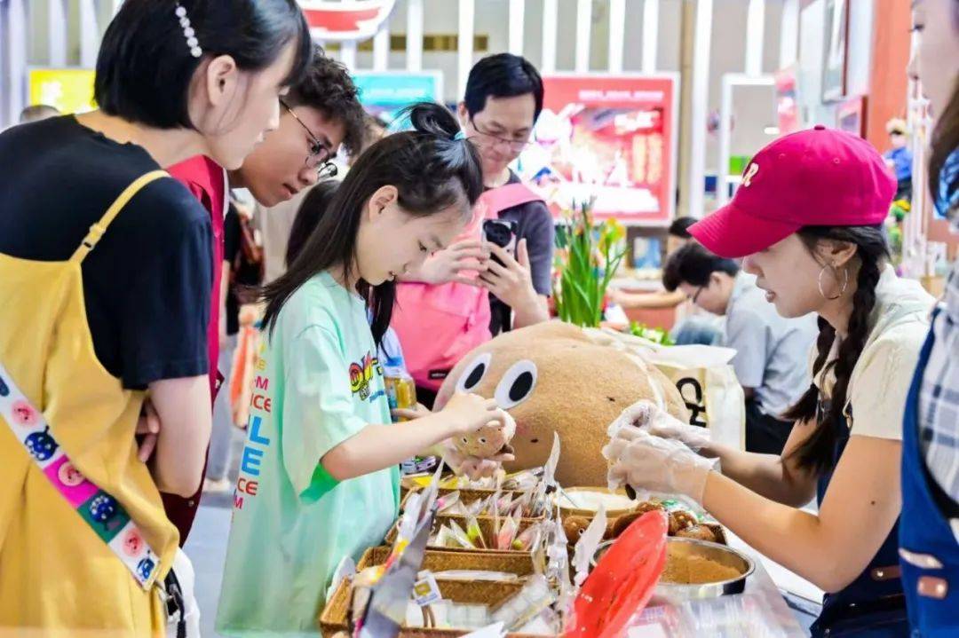 83.39亿元<strong></p>
<p>虚拟币翻新</strong>！15万人次！详情→