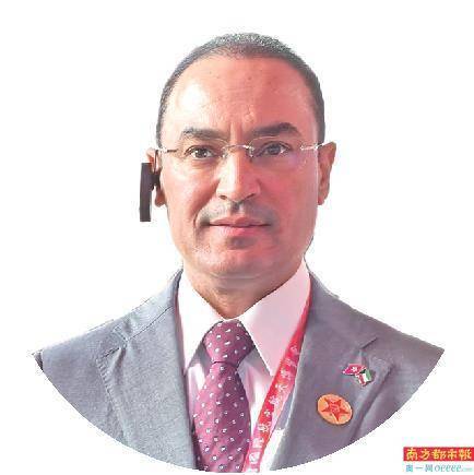 “我还没见过这么大的飞机<strong></p>
<p>第一滴血虚拟币</strong>，太喜欢了”