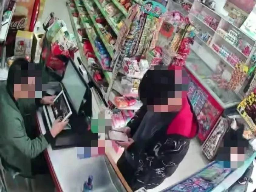 男子一时想不开<strong></p>
<p>网络虚拟币的分析</strong>，服下头孢配白酒！40分钟后……