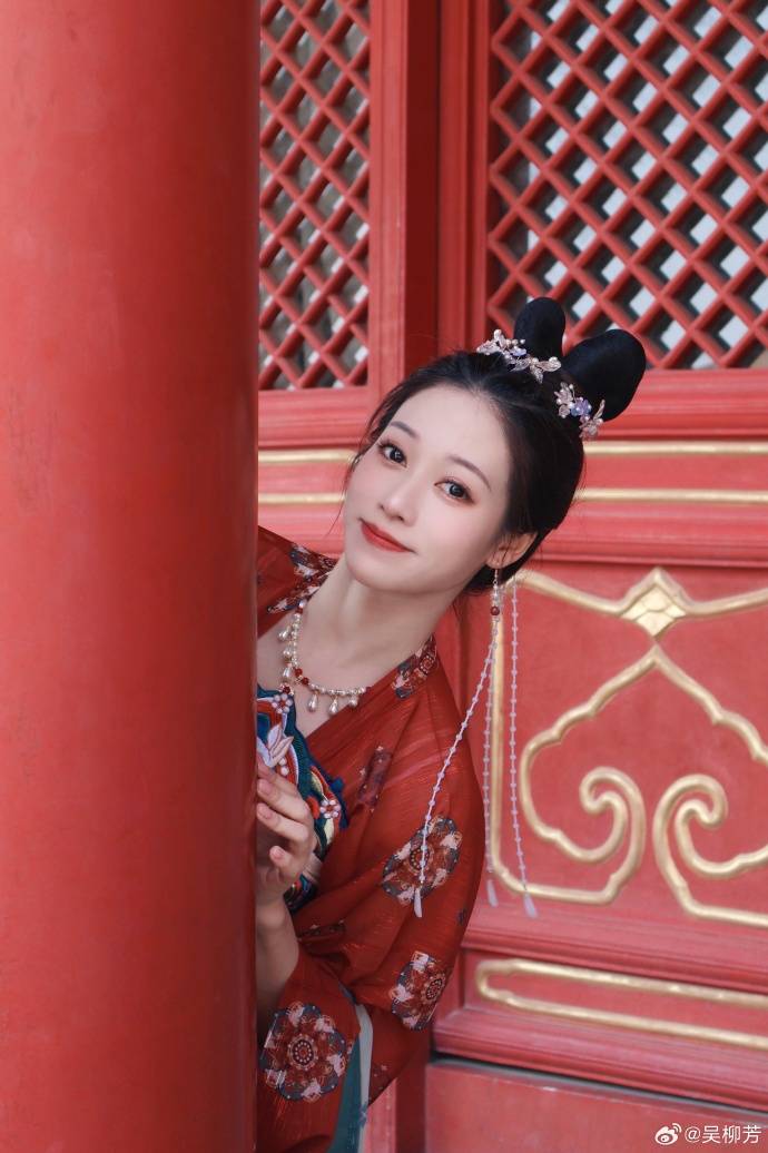 “吴柳芳涨粉太快被吓到”冲上热搜<strong></p>
<p>虚拟币是怎么发行</strong>！吴柳芳微博粉丝已超10万
