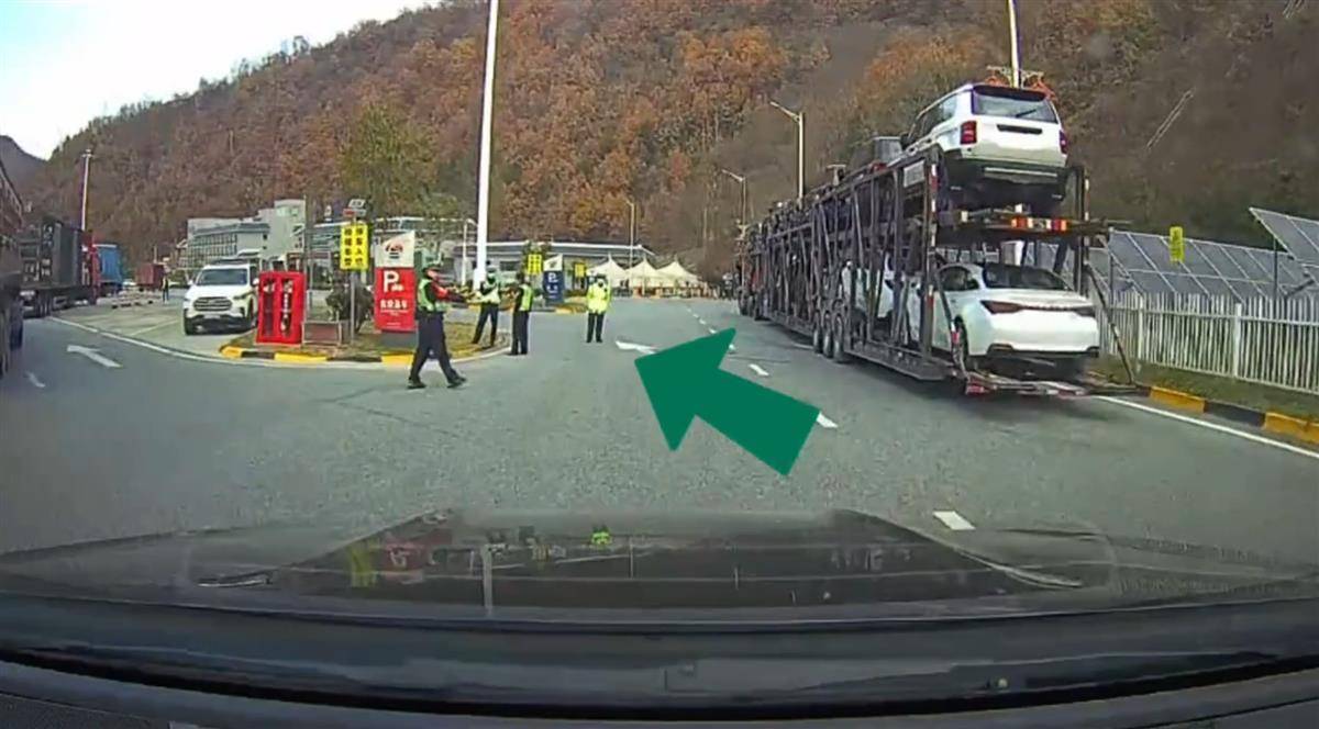 网红博主反映交警在高速上设卡查超速<strong></p>
<p>虚拟币虚拟充值软件</strong>，质疑其滥用职权，汉中警方回应