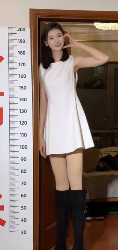 女孩身高2米26貌美如花<strong></p>
<p>网络虚拟币有哪些</strong>，妈妈天天发愁：白长这么漂亮，没人敢追
