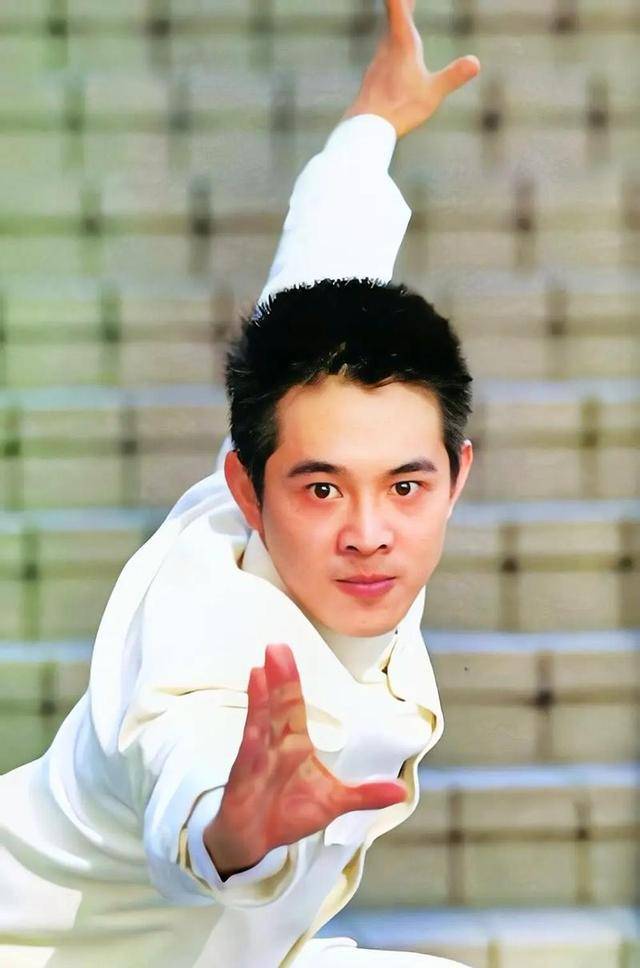 李连杰:后事一切从简<strong></p>
<p>虚拟货币吉祥币</strong>，不用立碑也不用办丧事，树葬海葬都可以