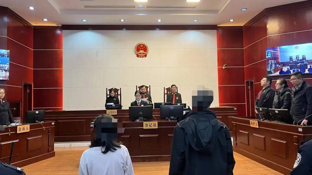 陈某某<strong></p>
<p>众筹虚拟币</strong>，被判4年！她与医院院长保持不正当男女关系，拿下1.5亿元项目
