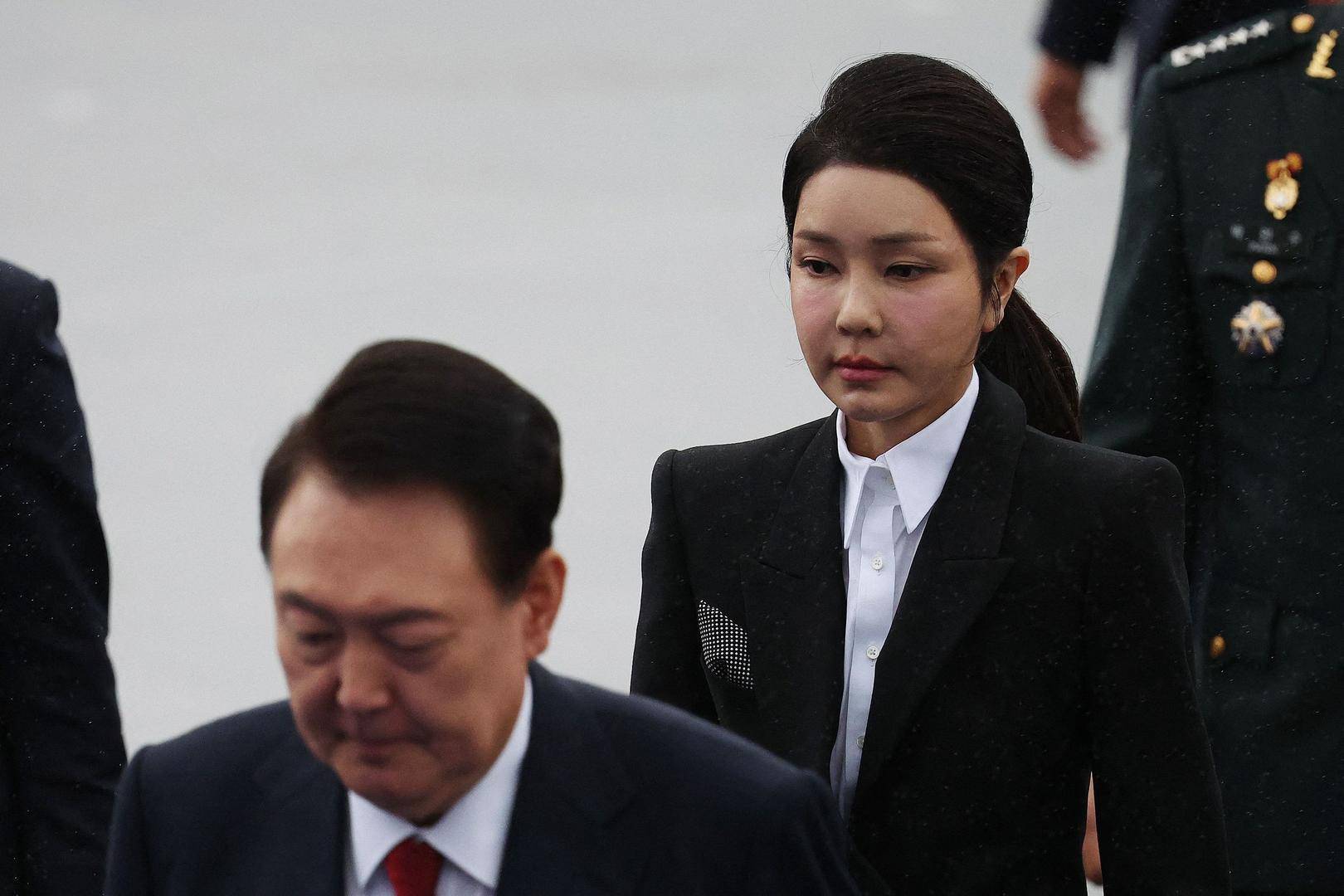 韩议员：金建希仍在总统官邸<strong></p>
<p>虚拟币中国银行</strong>，“脸色很难看”，尹锡悦说她最近“吃不下东西”