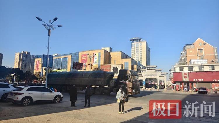 “没料到政府宁可多花钱让公路改道”<strong></p>
<p>nba2k16虚拟币</strong>，江西“最强钉子户”独守孤房