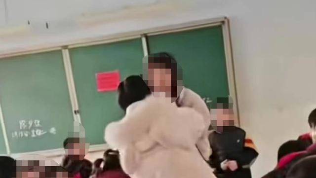 山西一老师把学生牙打掉<strong></p>
<p>虚拟币价格排行</strong>，家人冲进教室讨说法？官方回应
