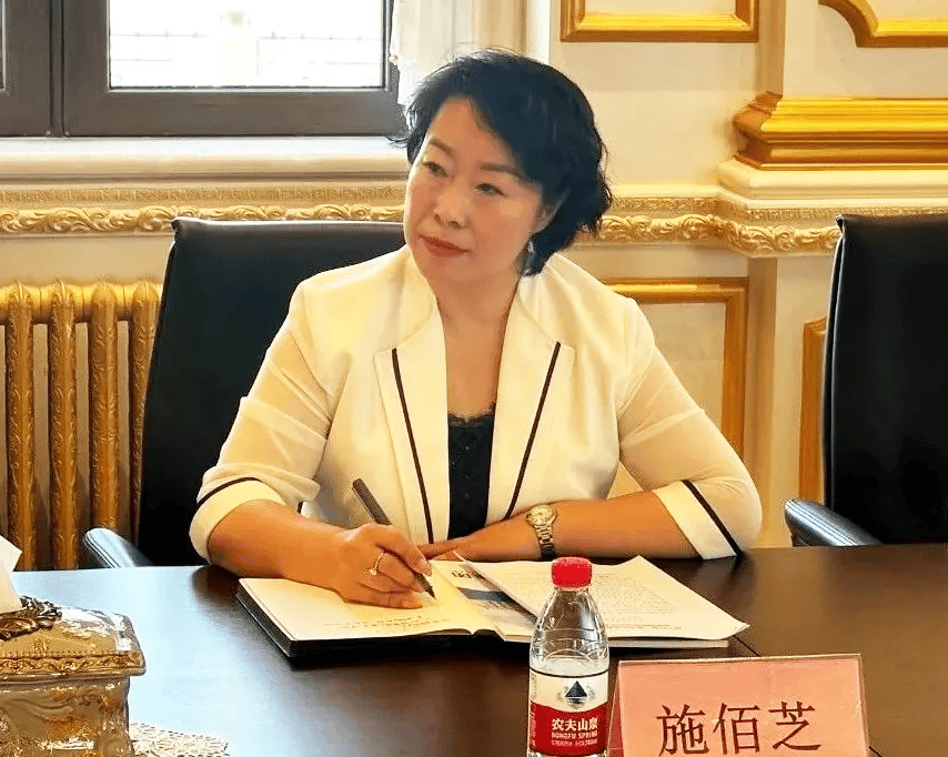 黑龙江人大公告：施佰芝涉嫌严重违法犯罪<strong></p>
<p>虚拟币价格走势</strong>，人大代表资格终止