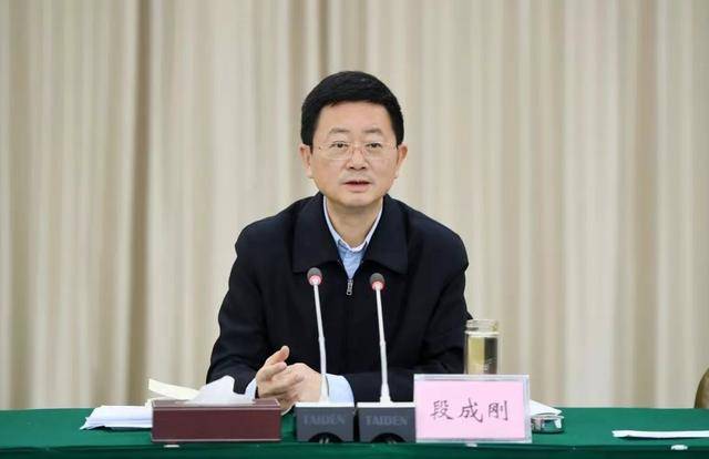 省部级高官任上落马<strong></p>
<p>高盛虚拟币</strong>，前下属两天前被查