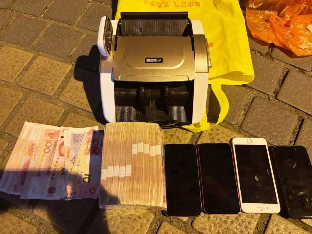 事发桂林<strong></p>
<p>虚拟币管理办法</strong>！背包里装的1000000元现金被警方紧急拦截
