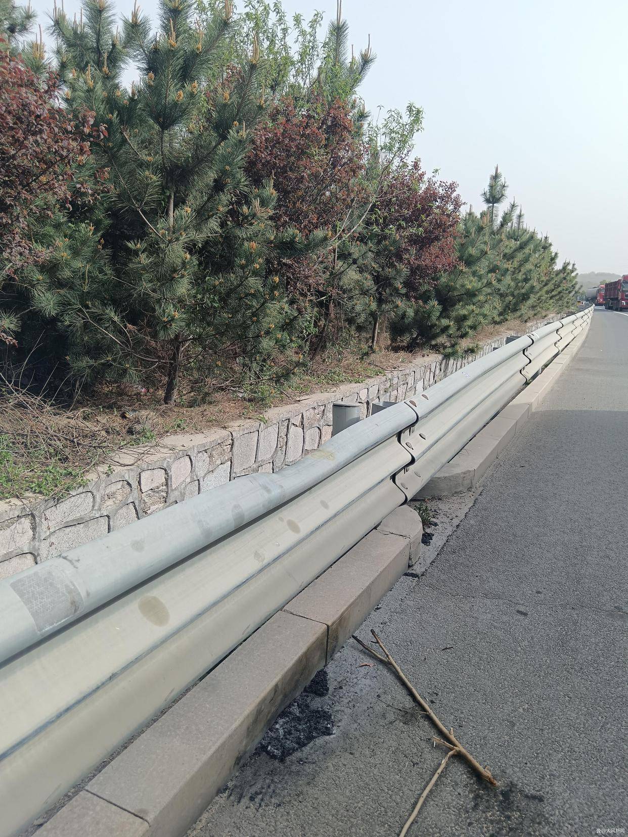 汽修店老板道路救援支千斤顶<strong></p>
<p>虚拟币的来源</strong>，大货车箱体侧翻致其身亡；五莲县警方：不属车祸建议自诉