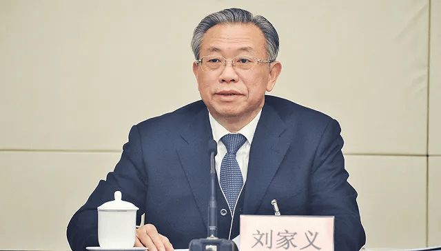 李锦斌、刘家义、刘赐贵、王建军<strong></p>
<p>虚拟货币游戏点币</strong>，已任中央指导组组长