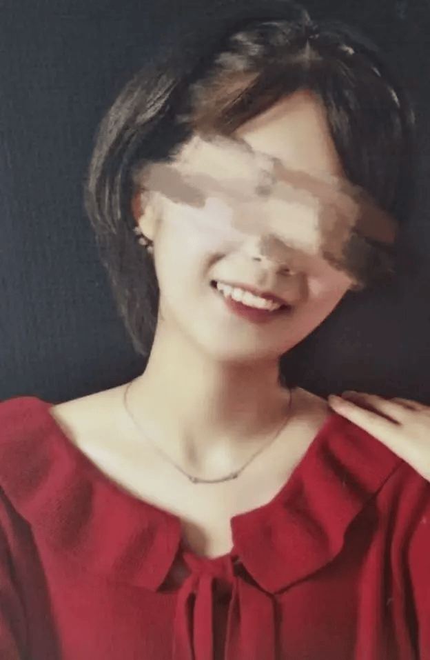 遭同小区居民持刀袭击身亡<strong></p>
<p>最新虚拟币收录网</strong>，27岁女子在家门口遇害案需重新取证，择日开庭审理