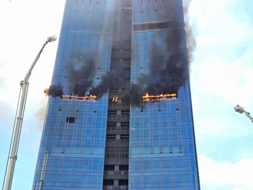 深圳一高层写字楼浓烟滚滚？多名市民目击<strong></p>
<p>虚拟币圈钱</strong>！消防部门发布公告