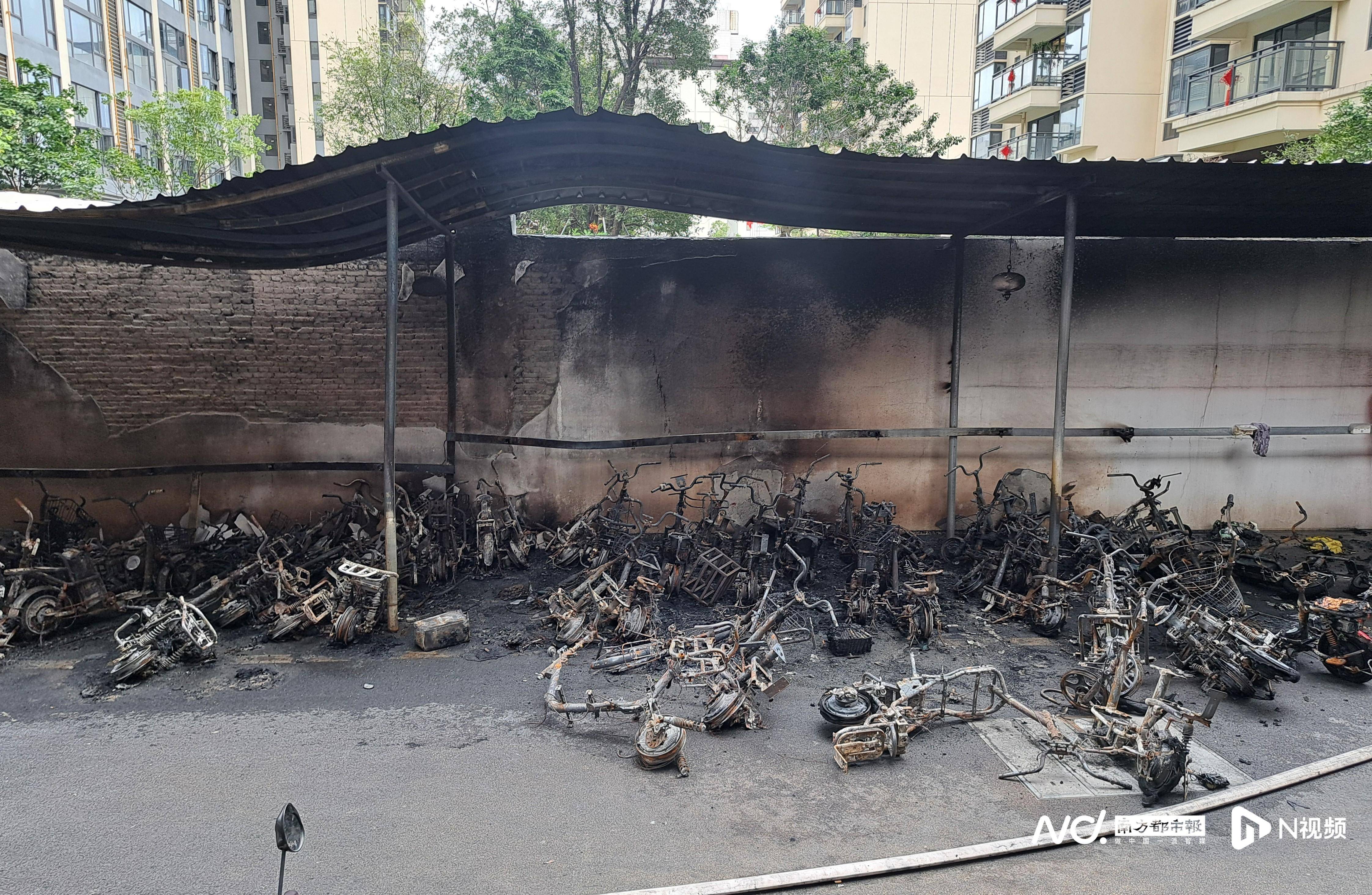 东莞一小区逾百辆电动自行车烧毁<strong></p>
<p>止咳</strong>！住户睡梦中被叫醒撤离逃生