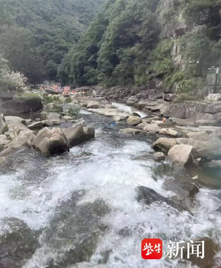 “有本事自己捞”杭州一景区内村民捞手机索酬未果扔回水中<strong></p>
<p>pepe币</strong>，多方回应