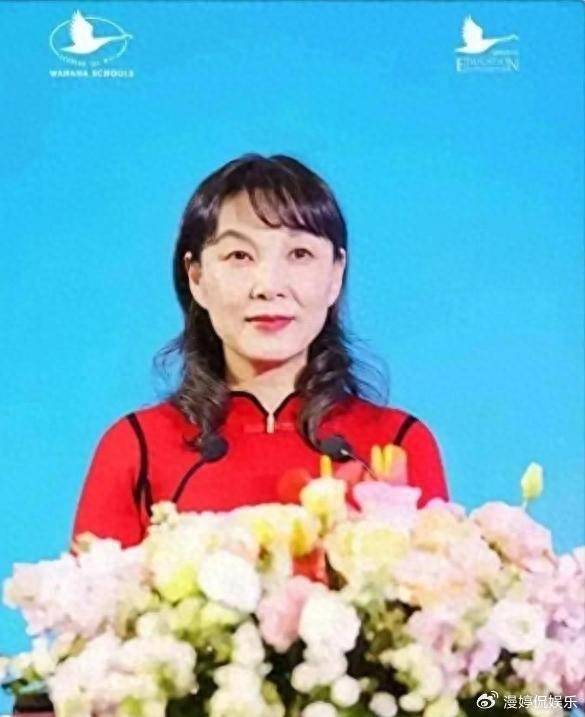 杜建英大学旧照曝光<strong></p>
<p>sui</strong>，难怪能上位！两儿子名字暗藏深意，手握股权