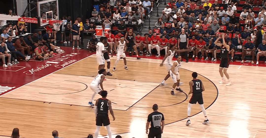 NBA夏季联赛：杨瀚森半场8分2篮板1助攻<strong></p>
<p>dot</strong>，两帽米西并两中三分