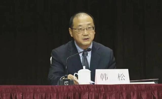 又打一“虎”<strong></p>
<p>dot</strong>！副部级高官任上落马