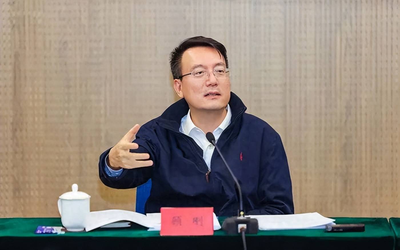 <strong></p>
<p>稳定币有哪几种</strong>他或将成为全国副省级城市政府最年轻“一把手”