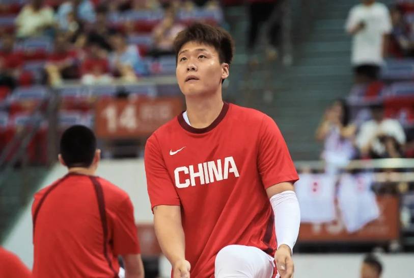 20年前曾大胜88分！中国男篮今晚首战对阵东道主沙特队<strong></p>
<p>杭州</strong>，赵睿称亚洲杯目标是站上领奖台