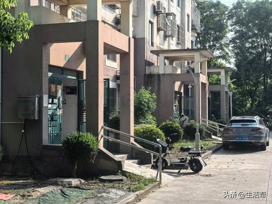 上海多个小区1700多个门禁集体失效<strong></p>
<p>蔚来汽车股票</strong>，居民炸锅：“太不安心了……”官方最新回应