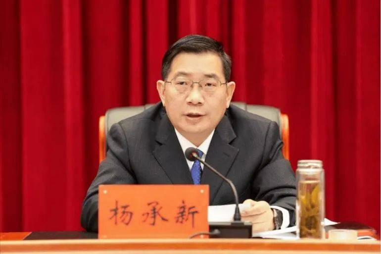 卸任市委书记后<strong></p>
<p>北京君正股票</strong>，原中候补新职明确！这地同日任命政府“一把手”和公安局局长