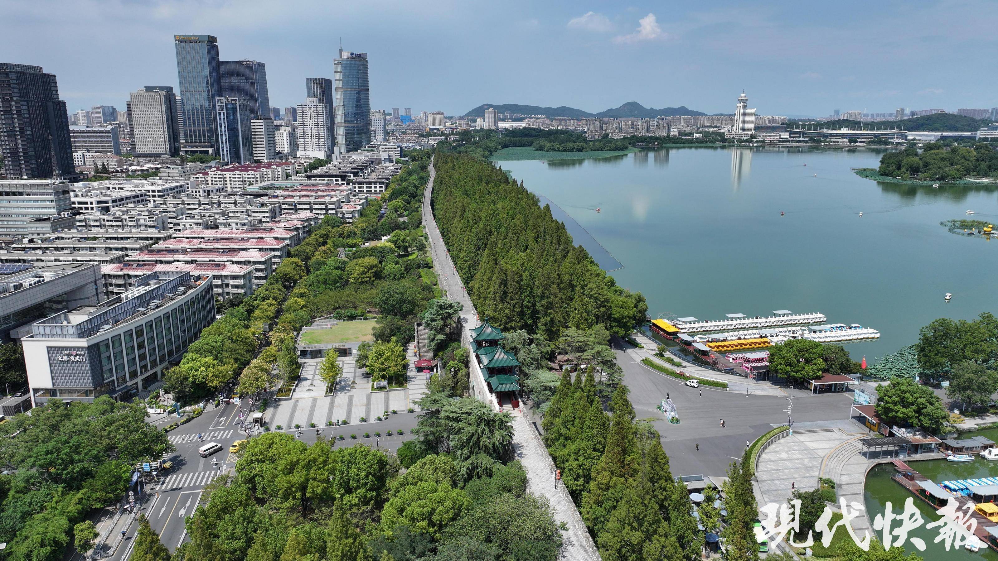 读城︱650岁南京城墙“最美1400米”修缮完成<strong></p>
<p>南宁百货股票</strong>，城墙北线恢复全线开放