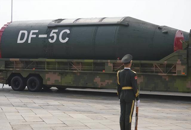 “51”被跳过<strong></p>
<p>波音股票</strong>，东风-61直接登场，比东风-41打的更远、威慑力更强