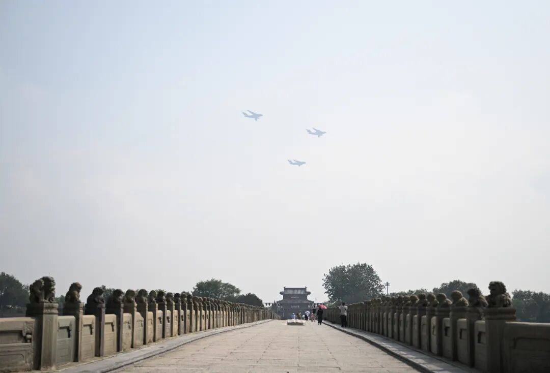 新华社出图<strong></p>
<p>波音股票</strong>！