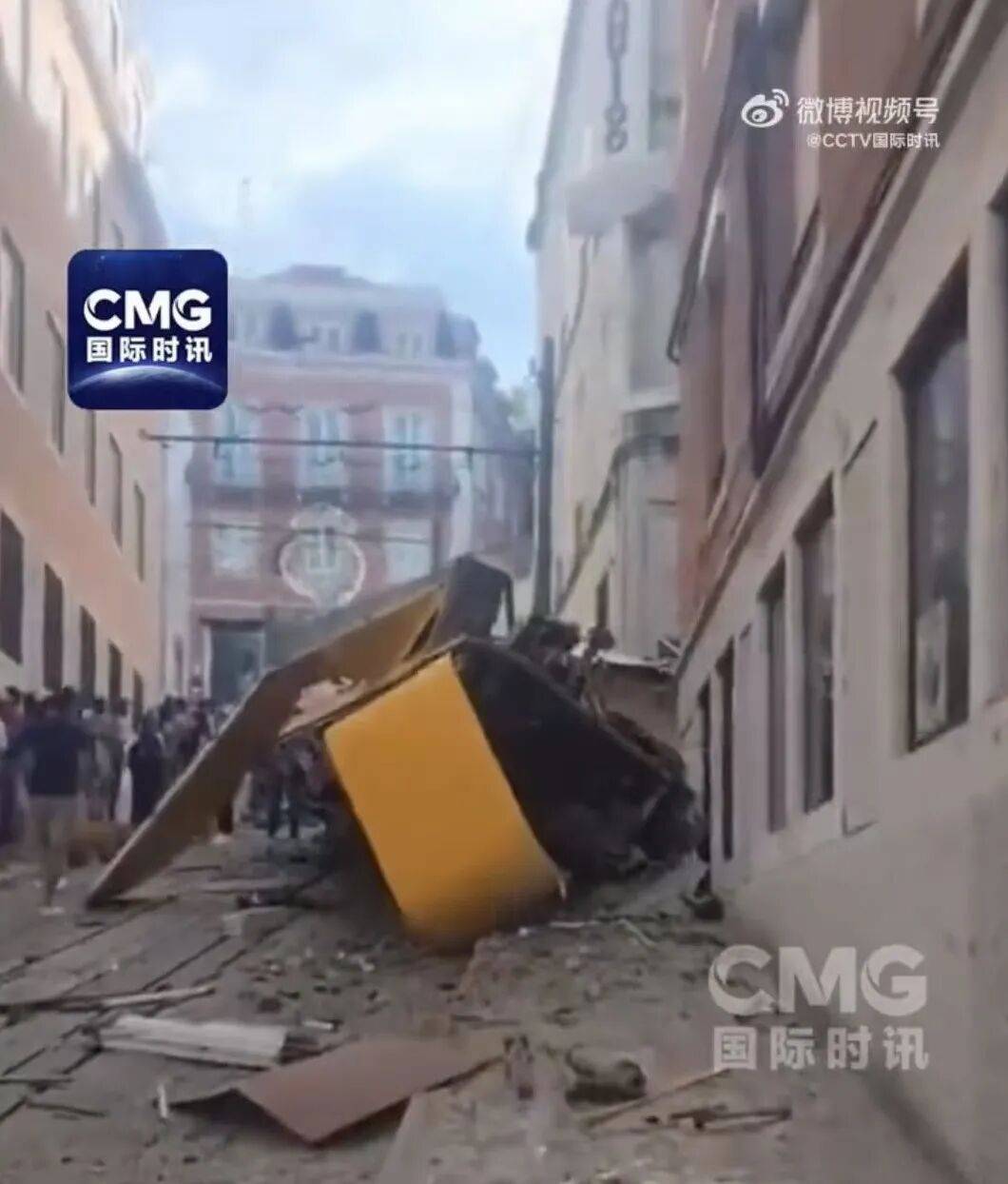 葡萄牙旅游缆车脱轨致15死18伤<strong></p>
<p>选股票</strong>，死者中含外国公民，目击者：缆车全速情况下撞上建筑物
