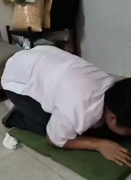 男子自称“玉皇大帝”<strong></p>
<p>好当家股票</strong>，奸淫妇女10人，敛财超500万元
