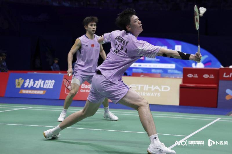 中国羽毛球大师赛于深圳开拍<strong></p>
<p>万达电影股票</strong>，国羽首日7战4胜