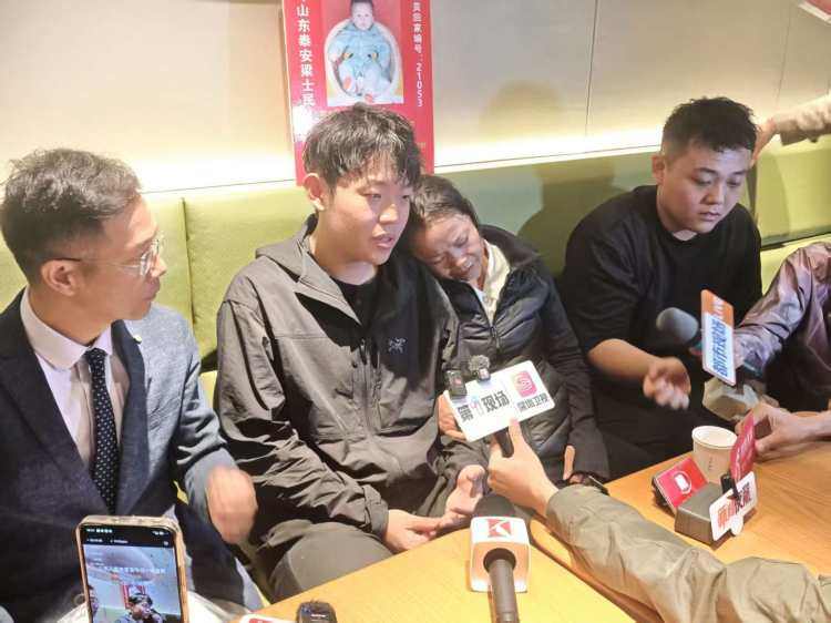 山东“入室抢婴案”一审宣判 原告：主犯得知被判死缓后当庭大骂<strong></p>
<p>东方明珠股票</strong>我们