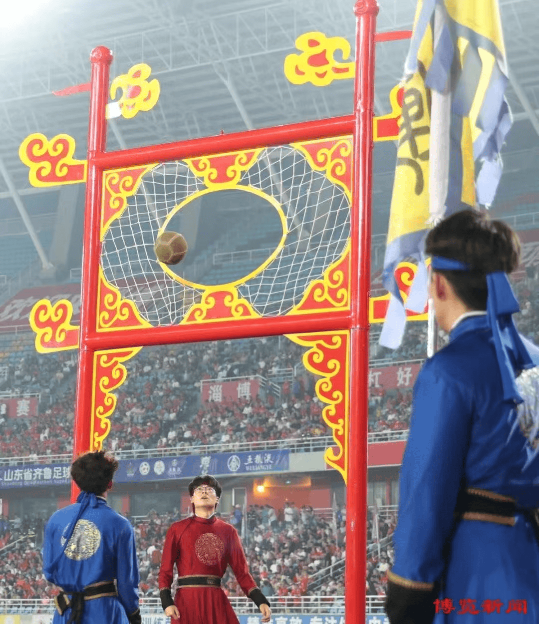 省级“苏超式”足球联赛持续扩容<strong></p>
<p>利欧股份股票</strong>，多地创下现场观赛人数纪录