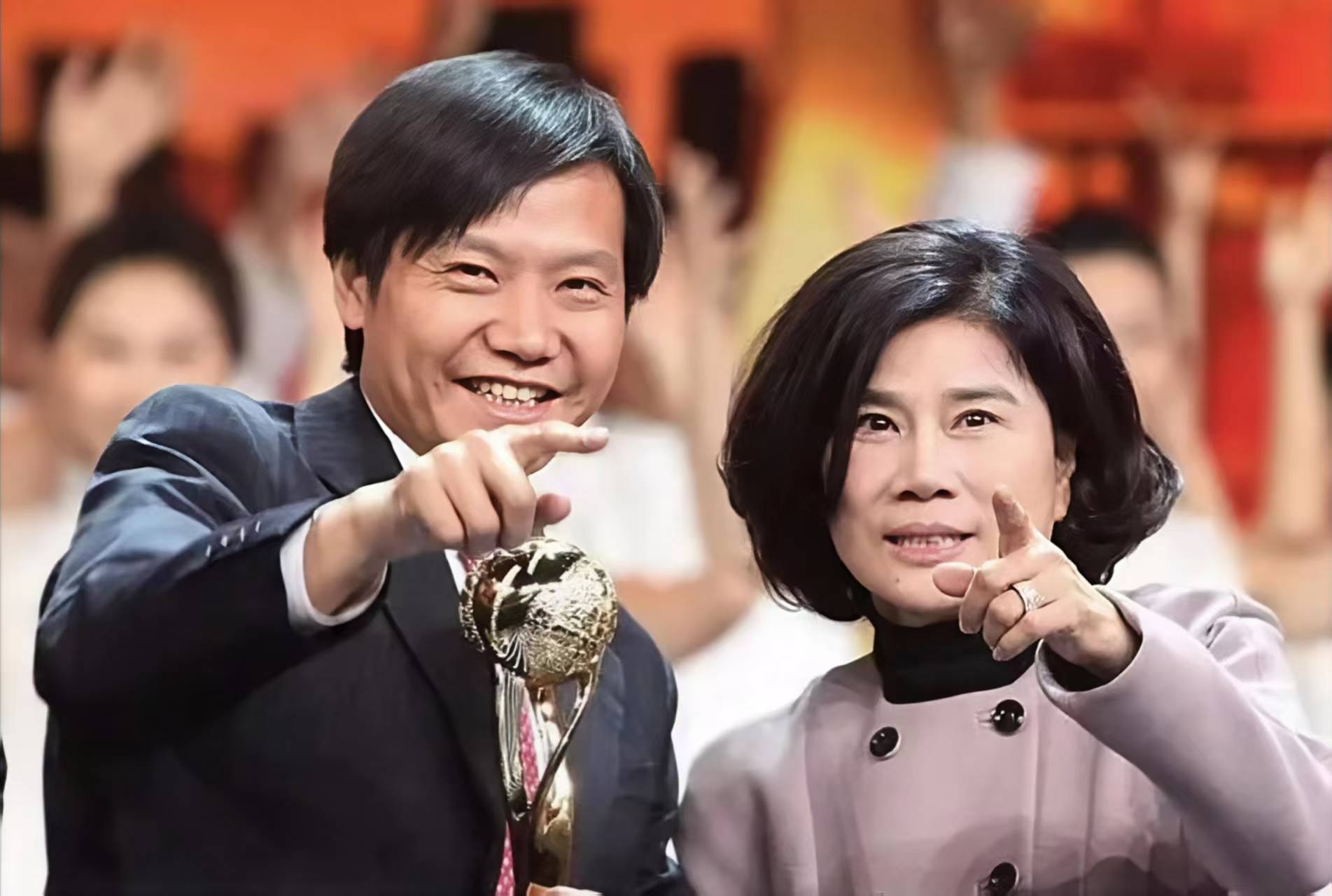 小米与格力是怎么了：前有十亿赌约的玩笑<strong></p>
<p>股票收益</strong>，后有十年包修的较真