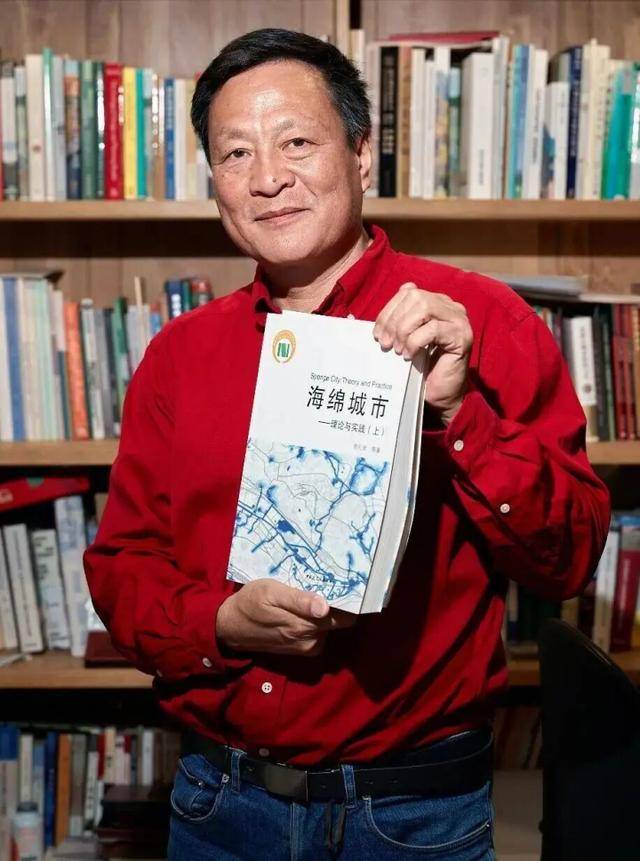 本月刚上福布斯榜的北大教授<strong></p>
<p>川大智胜股票</strong>，在巴西坠机遇难，警方披露详情