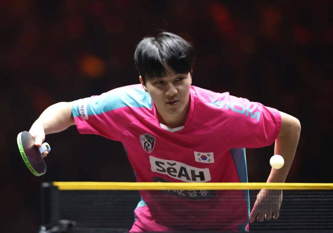 王艺迪完胜桥本<strong></p>
<p>粤传媒股票</strong>，向鹏挺进8强 | WTT中国大满贯单打