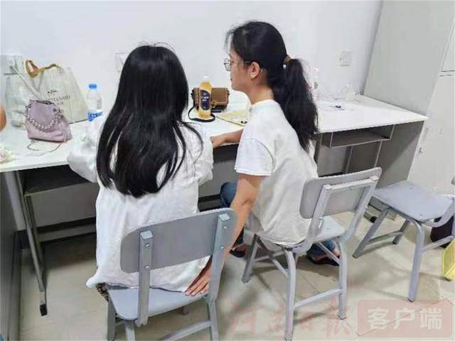 从8人间到夫妻房<strong></p>
<p>粤传媒股票</strong>，郑州富士康员工幸福安居“进行时”