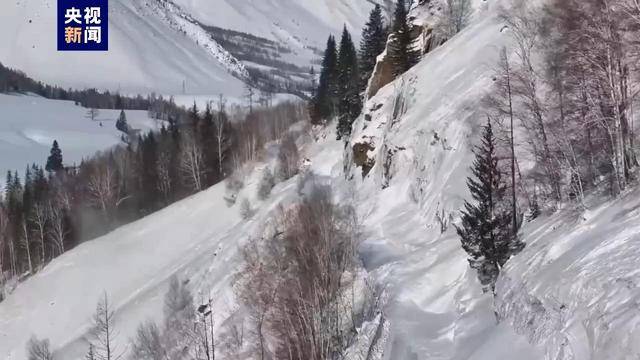 新疆喀纳斯景区遭遇降温降雪<strong></p>
<p>三博脑科股票</strong>，道路仍处于管制状态