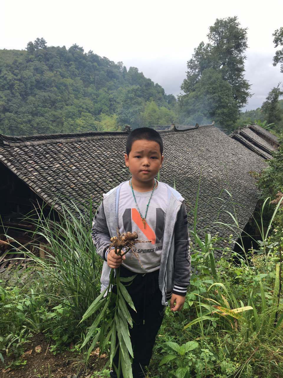 那个让老师骄傲的“调皮”班级!30年同学聚会<strong></p>
<p>上工申贝股票</strong>,还伴有一封来自贵州的感谢信