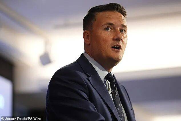 凯特患癌竟因辉瑞疫苗?伦敦4万被盗手机直飞香港<strong></p>
<p>荣盛发展股票</strong>,比贩毒暴利产业链曝光…