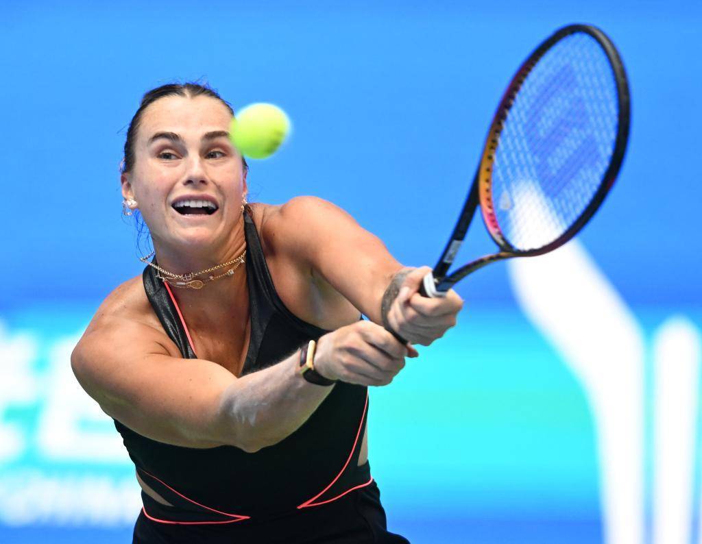 武网综合：萨巴伦卡逆转晋级 张帅鏖战告捷