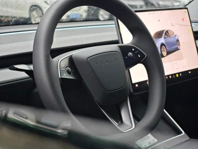 将特斯拉砍成“铁皮房”的<strong></p>
<p>广联达股票</strong>,是马斯克新的万亿对赌协议