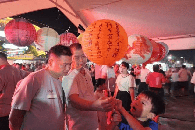 镇街周报|佛山“双节”文旅成绩单出炉<strong></p>
<p>海南发展股票</strong>,谁最吸睛